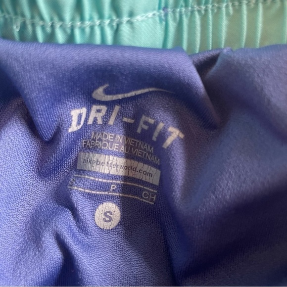 Nike Women's SMALL Printed Racer Running GYM Shorts Dri-Fit Blue Run - Picture 3 of 5